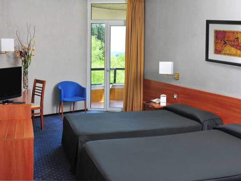 As Bellaterra Otel Cerdanyola del Valles Dış mekan fotoğraf